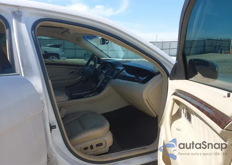 2015 Ford Taurus Limited z USA, uszkodzony, nr VIN 1FAHP2F8XFG175319